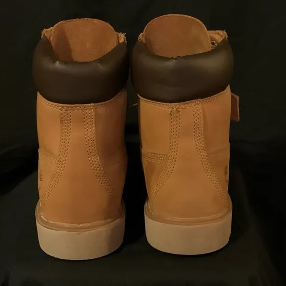 Timberland Men's 6&quot; Inch Waterproof Basic Boots Size 9.5  18094