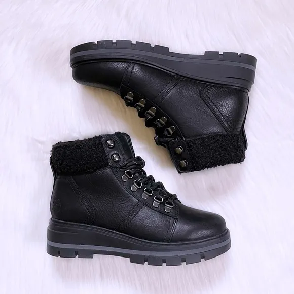 Timberland Women’s Cervinia Valley Waterproof Warm Lined Black Leather Boots