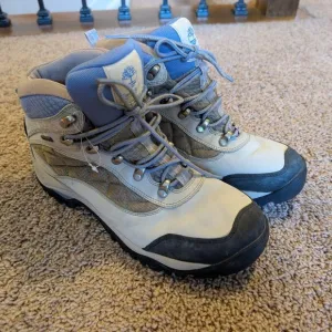 Timberland Womens Waterproof Gore-Tex hiking boots 9.5