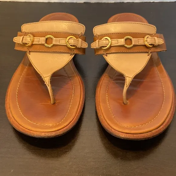 Tods Lux Classic Buckle Thong Camel Leather Sandals Size 5 1/2