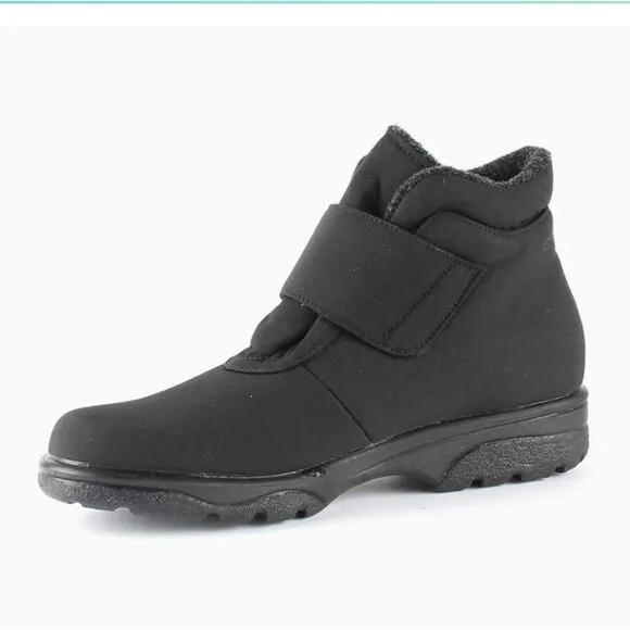 Toe Warmers Canada Active black winter weather waterproof boots size 9 N