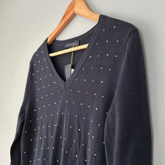 Tommy Hilfiger • NWT Navy Blue Long Sleeve V-Neck Gold Studded Sweater Size Med