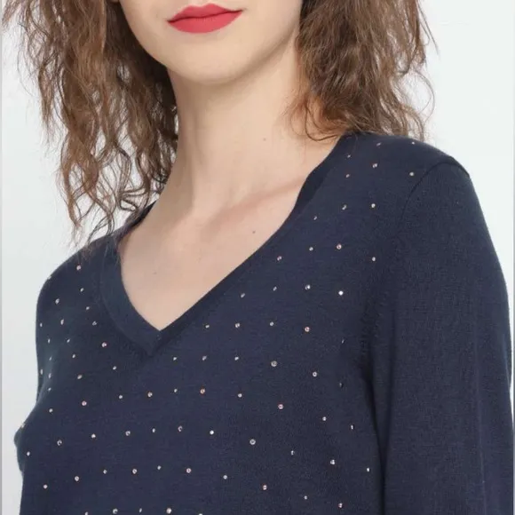 Tommy Hilfiger • NWT Navy Blue Long Sleeve V-Neck Gold Studded Sweater Size Med