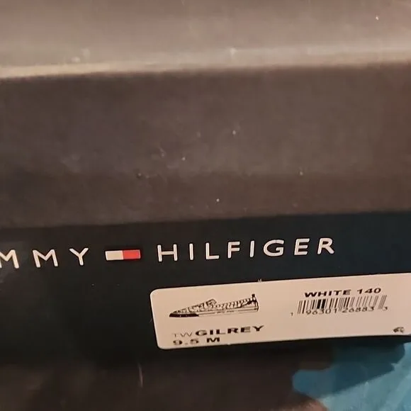 Tommy Hilfiger Gilrey Men's White Slip-On Shoes 9.5 Nib