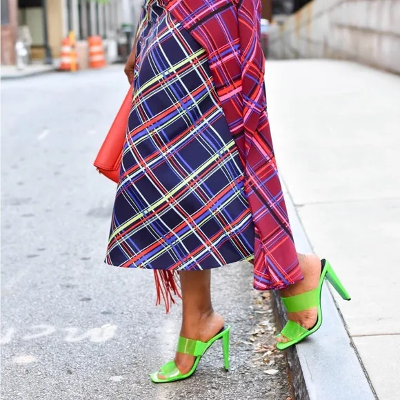 Topshop Plaid Asymmetrical Dress with High Slit- Beautiful fit. Worn once
