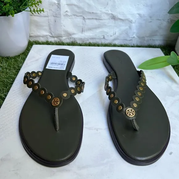 TORY BURCH BENTON SCALLOPEDSANDALS THONGS IN LECCIO GREEN BRASS women size 9.5