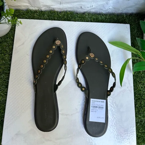 TORY BURCH BENTON SCALLOPEDSANDALS THONGS IN LECCIO GREEN BRASS women size 9.5