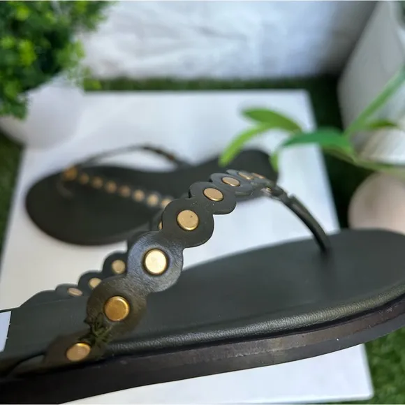 TORY BURCH BENTON SCALLOPEDSANDALS THONGS IN LECCIO GREEN BRASS women size 9.5