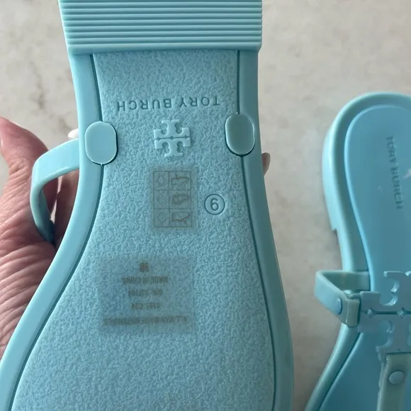 TORY BURCH TURQUOISE SANDALS!! New!! Size 9
