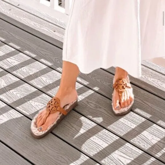 Tory Burch Miller cloud shearling carmel Slip-Oncorn/buttermilk sandals Size 7