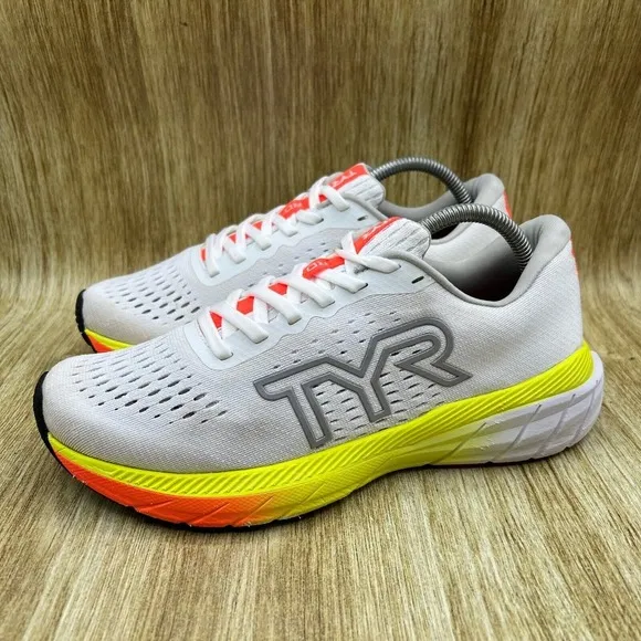 TYR‎ RD-1 Runner Men's Size 8.5 White Yellow Athletic Running Shoes Sneakers