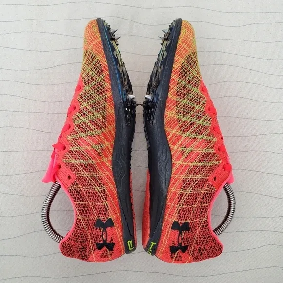 UA Under Armour Mens Track Cleats HOVR Shakedown Orange Shoes Size 8 M/ 9.5 Wom