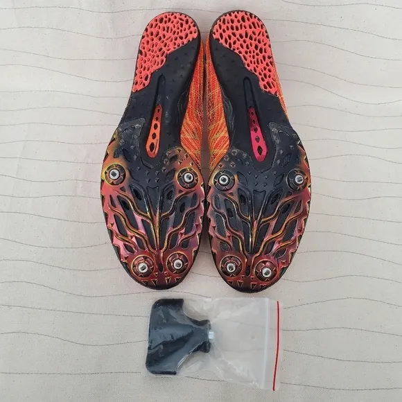 UA Under Armour Mens Track Cleats HOVR Shakedown Orange Shoes Size 8 M/ 9.5 Wom