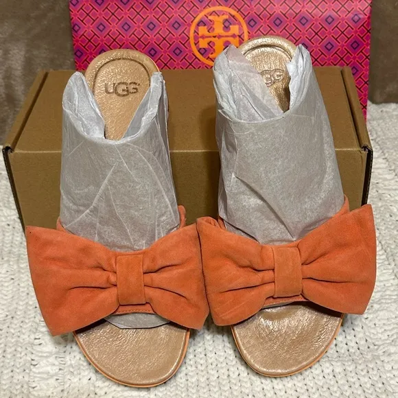 UGG 9 women sandals slip on shoe bows uggs platform sneaker pink peach orange 9