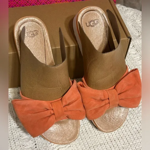 UGG 9 women sandals slip on shoe bows uggs platform sneaker pink peach orange 9