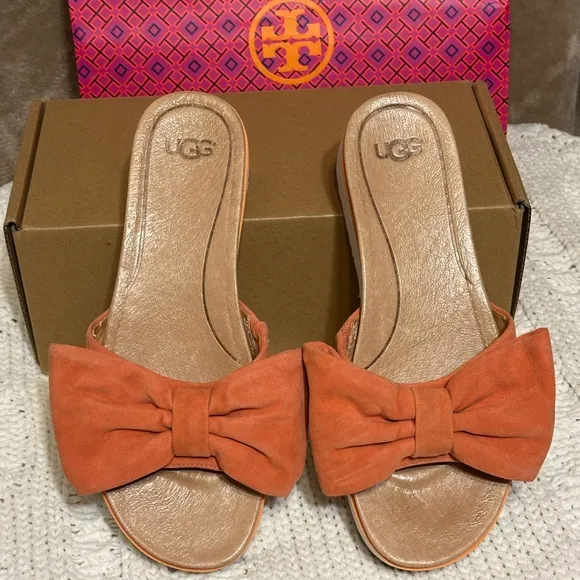 UGG 9 women sandals slip on shoe bows uggs platform sneaker pink peach orange 9