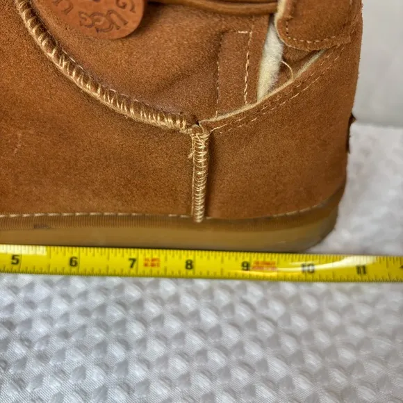 UGG BAILEY BUTTON TRIPLET TRIPLE II CHESTNUT SUEDE FUR BOOTS 8 WOMEN