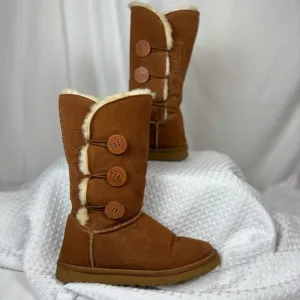 UGG BAILEY BUTTON TRIPLET TRIPLE II CHESTNUT SUEDE FUR BOOTS 8 WOMEN