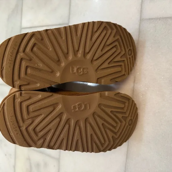 UGG Boots. Girls Size 12 Toddler/Kids Shearling Boots