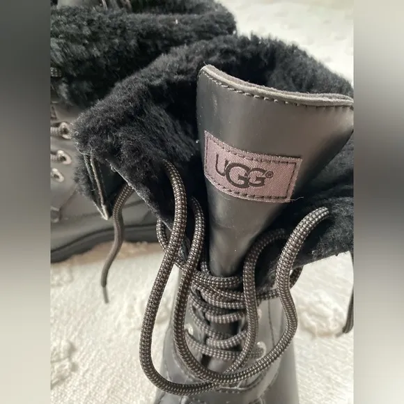 UGG® Butte II Waterproof Leather Cold Weather Boots Youth Size 4 Woman’s