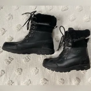 UGG® Butte II Waterproof Leather Cold Weather Boots Youth Size 4 Woman’s