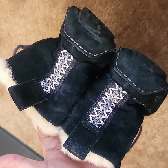 UGG Chickaree Lace-up Waterproof Boots