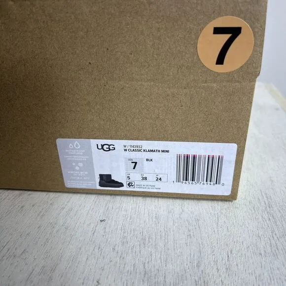 UGG CLASSIC KLAMATH MINI SUEDE TEXTILE WATERPROOF BLACK BOOTS SIZE WOMEN 7‎ NEW