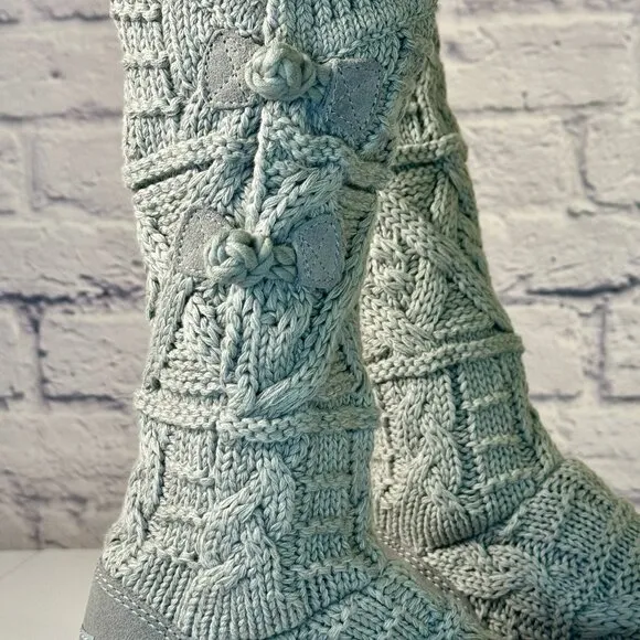 UGG Kalla Knit Gray Knot Boots Women's Size 6