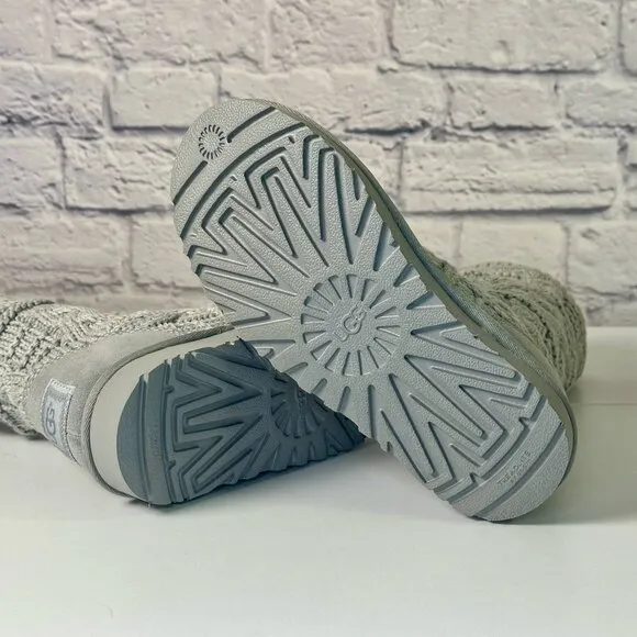 UGG Kalla Knit Gray Knot Boots Women's Size 6