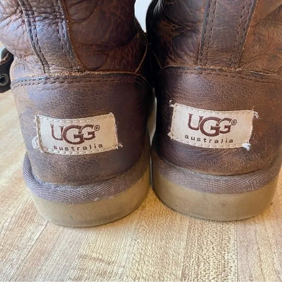 UGG Kensington Leather Boots Brown Moto Sherpa Leather Sheepskin Biker S/N 1969