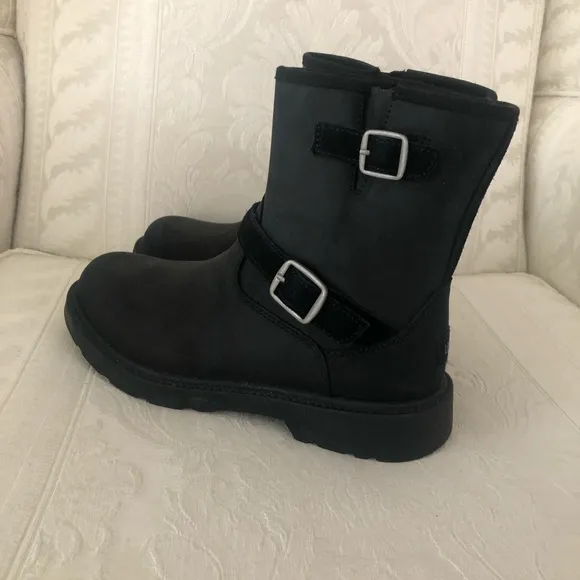 UGG® Kids' Kinzey Weather Zip-Up Boots (Youth) size 3 euro size 35