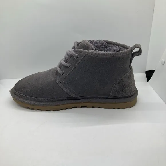 UGG Neumel Boots Mens Size 8 Gray Sheepskin Ankle Boots Chukka FD1121E