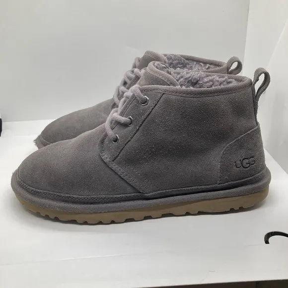 UGG Neumel Boots Mens Size 8 Gray Sheepskin Ankle Boots Chukka FD1121E