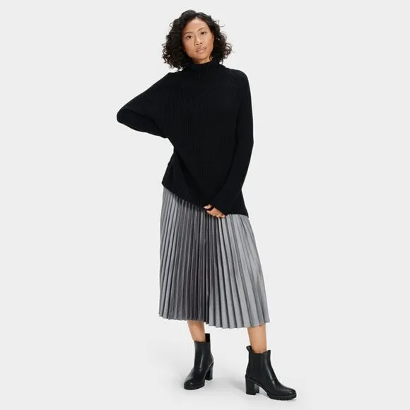 Ugg Selah Turtleneck Black Sweater