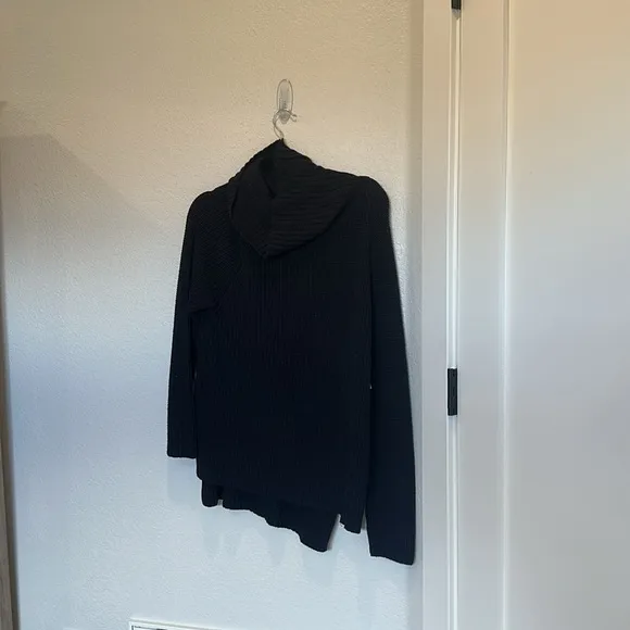 Ugg Selah Turtleneck Black Sweater