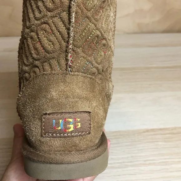 UGG Tan Shearling Boots Size 5.