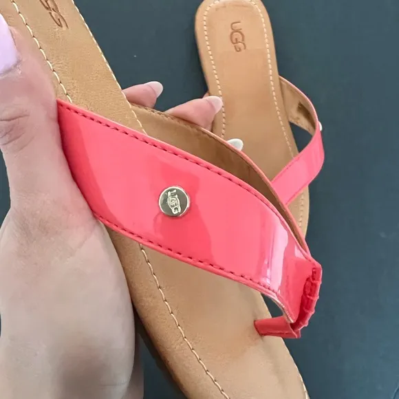 UGG Tuolumne Sandals