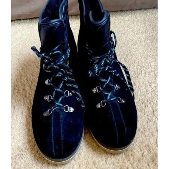 UGG Women’s Birch Black Suede Lace up Boots Waterproof Snow Ski Winter Sz 10