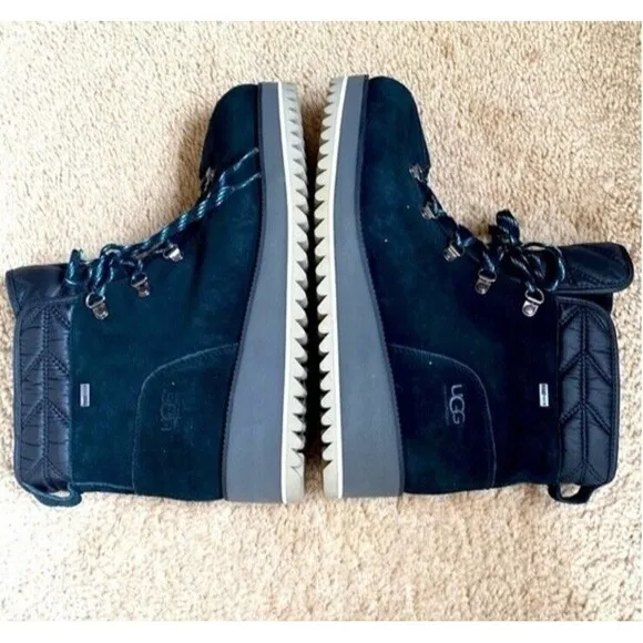UGG Women’s Birch Black Suede Lace up Boots Waterproof Snow Ski Winter Sz 10