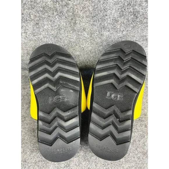 UGG Women's Graphic Maxi Slide Women's 6 in Canary/Black Sandals