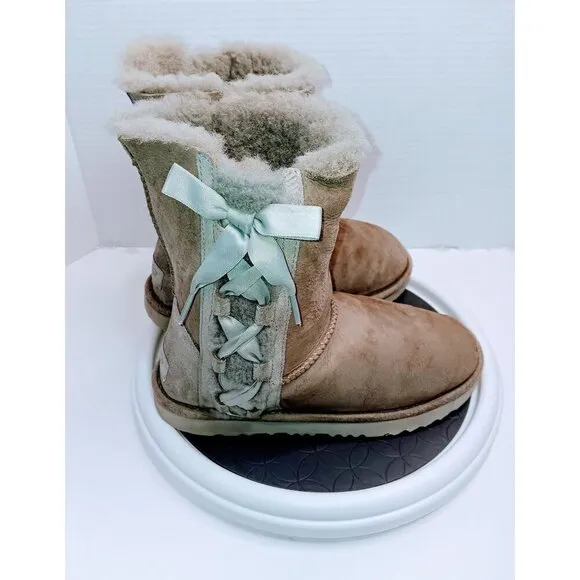 UGG Youth Size 4 Sheepskin Boots With Satin Bow Accents &amp; Wool Lining