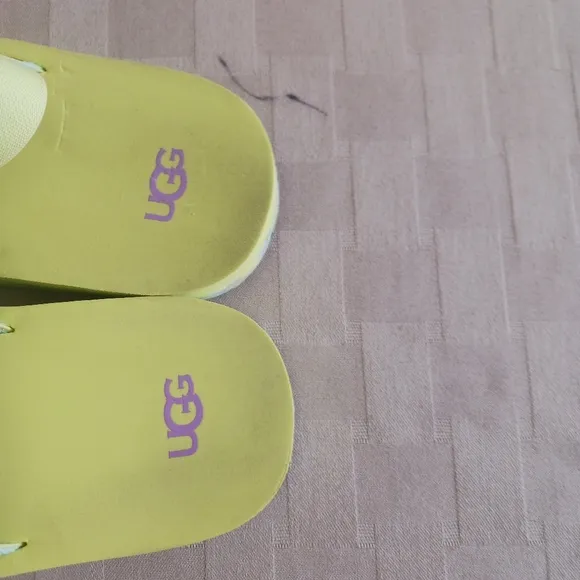 Ugg Zuma Sling Slides