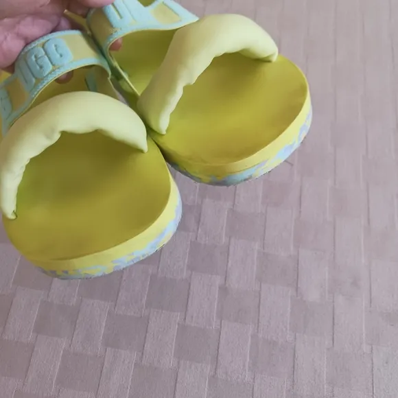 Ugg Zuma Sling Slides
