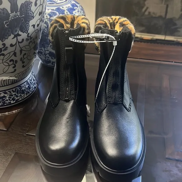 UGGCzeriesa Panther Print Leather Boots