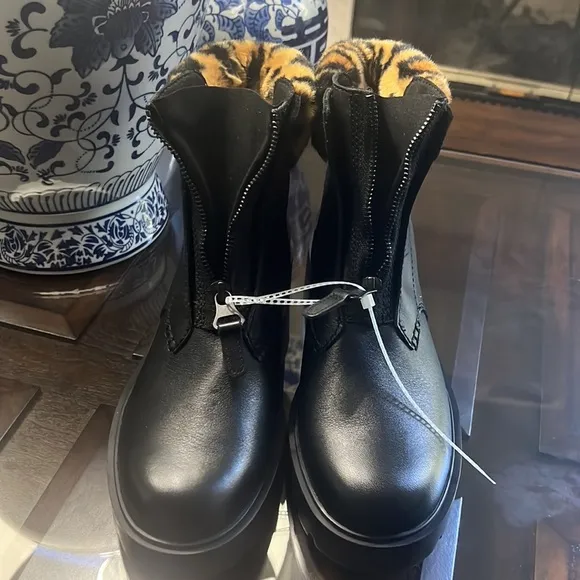 UGGCzeriesa Panther Print Leather Boots