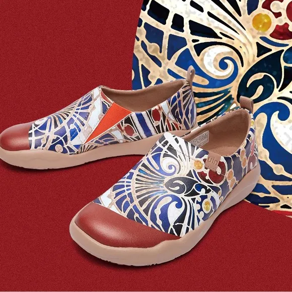 UIN Sculpture Toledo II Travel Shoes NWT