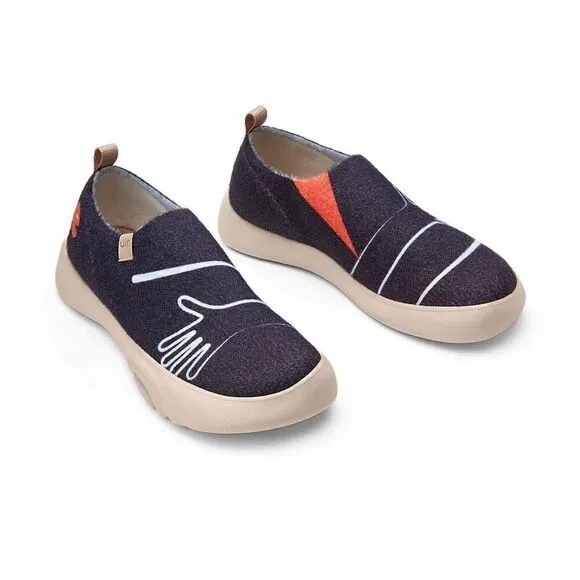 UIN Women's Walking Shoes Slip On Casual Sneaker (A Hug Means A Lot Toledo XV )