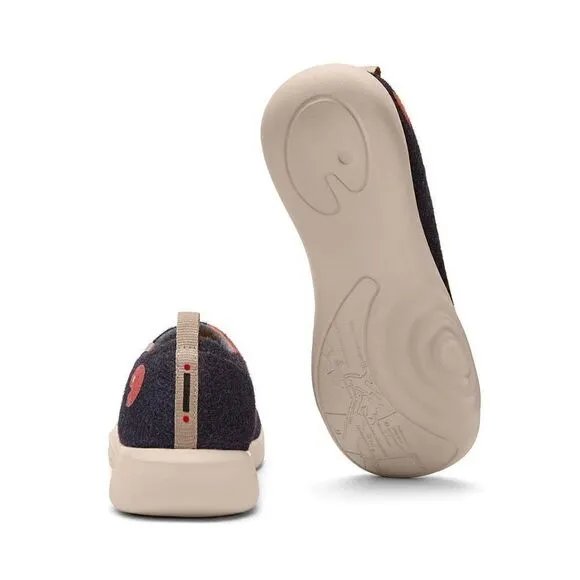 UIN Women's Walking Shoes Slip On Casual Sneaker (A Hug Means A Lot Toledo XV )