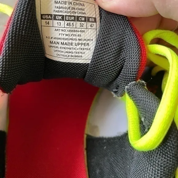 Under armour running shoes for men