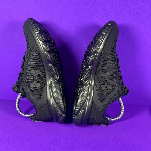 Under Armour UA Charged Assert 9 Men's Black Running Shoes Size 8.5-NEW